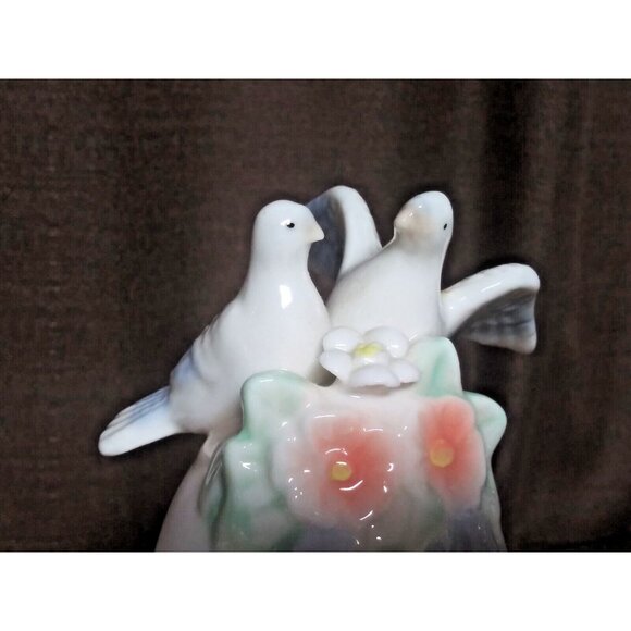 PORCELAIN WEDDING BELL Cake Decoration DOVES 5.5" underglaze, pastel colors EUC - Picture 2 of 7